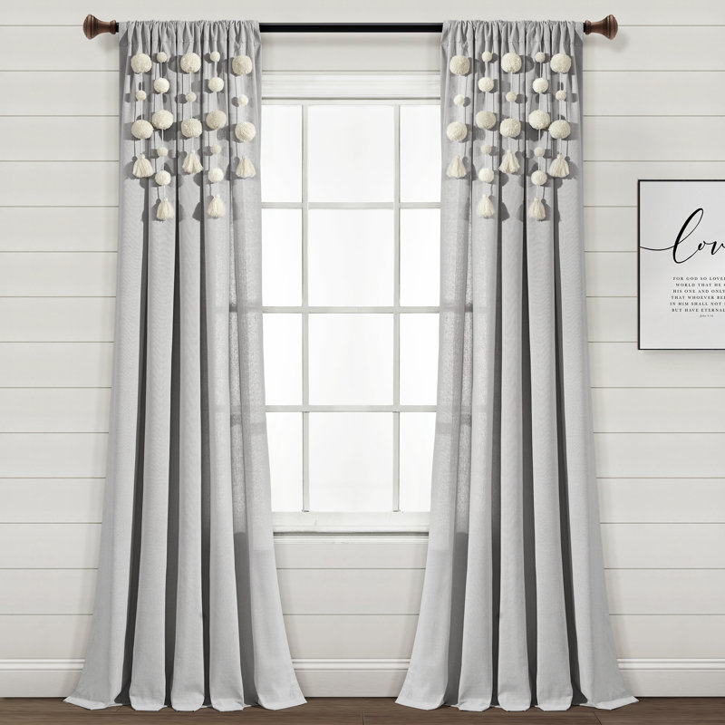 Panneau de rideau simple semi-diaphane avec passe-tringle Tassel Window, Gris clair, L 52 po x L 95 po