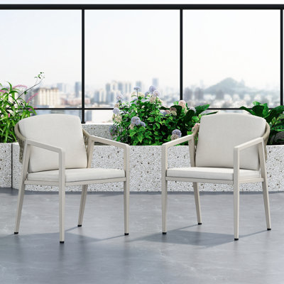 Ensemble de 2 chaises de salle à manger d'extérieur, chaises de patio en rotin tressé, fauteuil avec accoudoirs pour l'extérieur, terrasse et balcon près de la piscine, siège et coussin imperméables