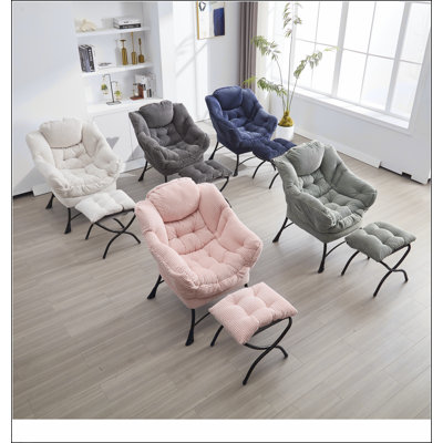 Méridienne moderne avec repose-pieds, accoudoirs et poche latérale, parfaite pour les petits espaces et la détente