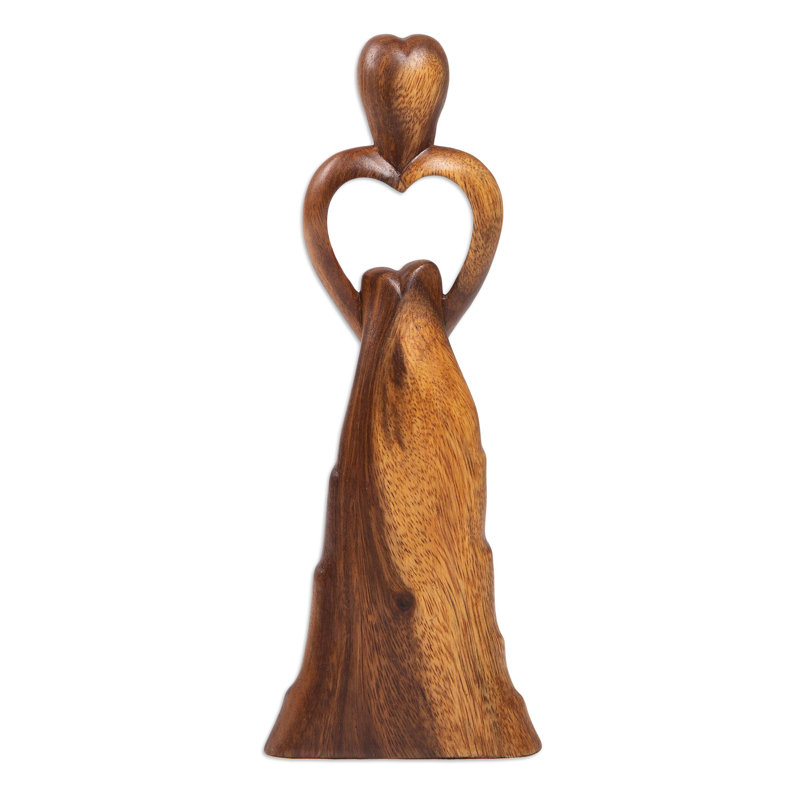 Statuette en bois faite à la main
