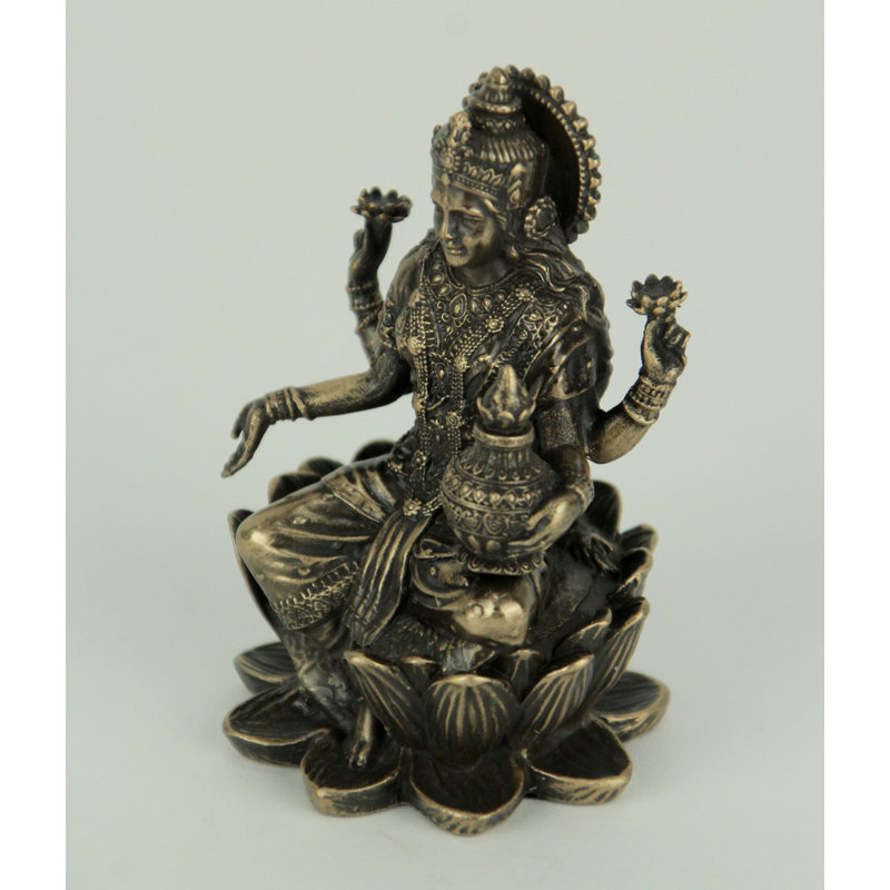 Statue traditionnelle en résine de bronze coulée à froid avec fond feutré de Khieu Traditional Lakshmi déesse sur fond de lotus - 3,25 par 2 par 2 pouces