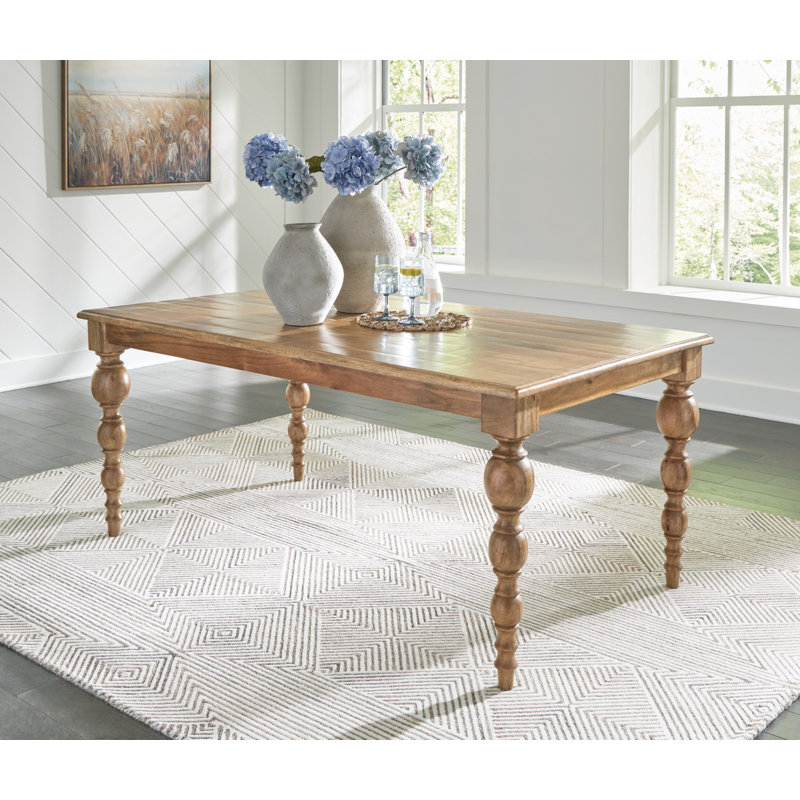 Rybergston Dining Table