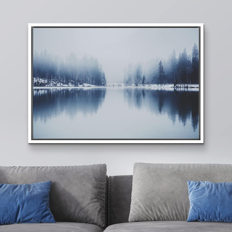 Peaceful Snowy Forest, lac, hiver, nature sauvage, photographie, art moderne, rustique, H 16 po x l 24 po