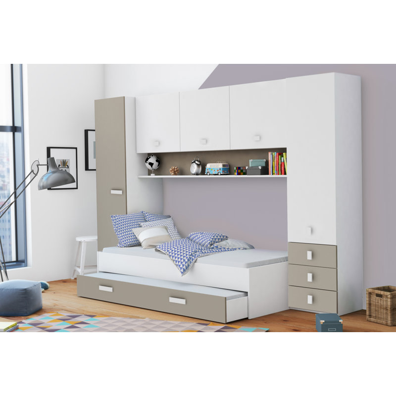 Ogburn Piece Bedroom Set