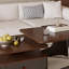 Table basse de couleur contrastante-350576537-350576536