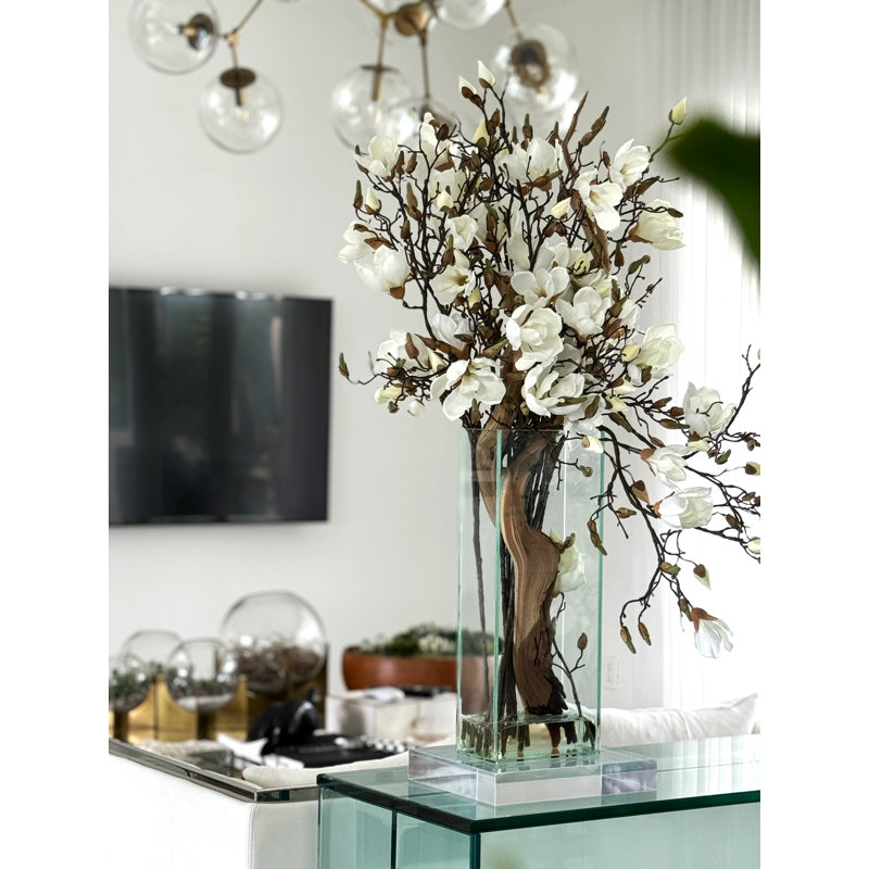 Arrangement dans un vase