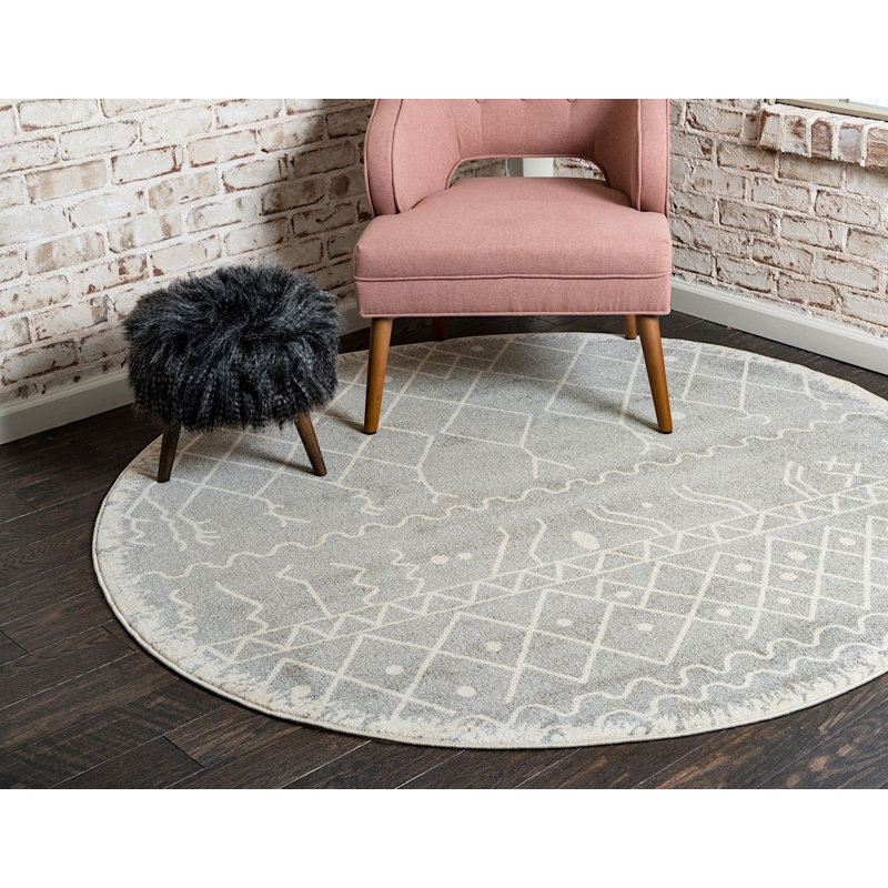 Globe Geometric Indoor Rug, Runner 2' x 6'