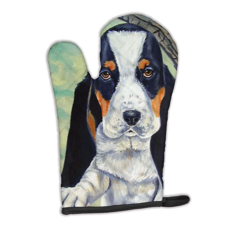 Basset hound sur la branche Oven Mitt
