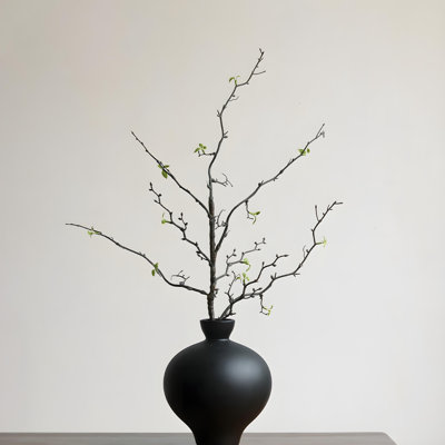 Ornements de fleurs simulées