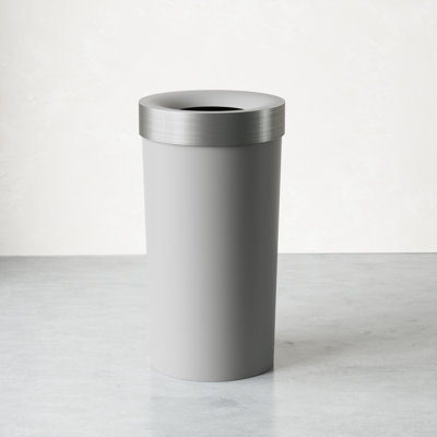 Plastic Kitchen Trash Can - 16.5 Gallons
