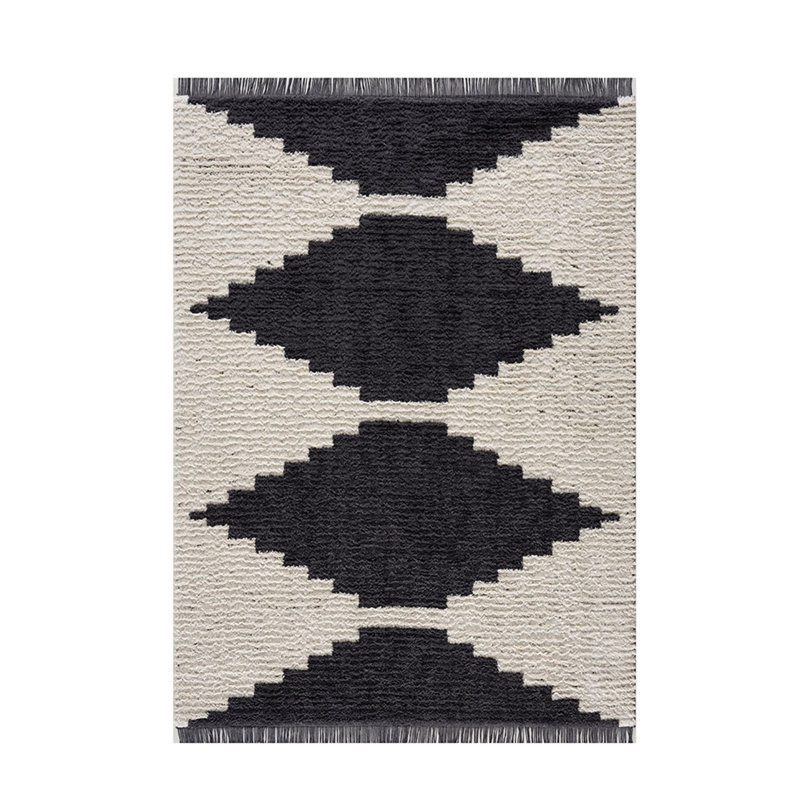 Tapis noir et ivoire moderne