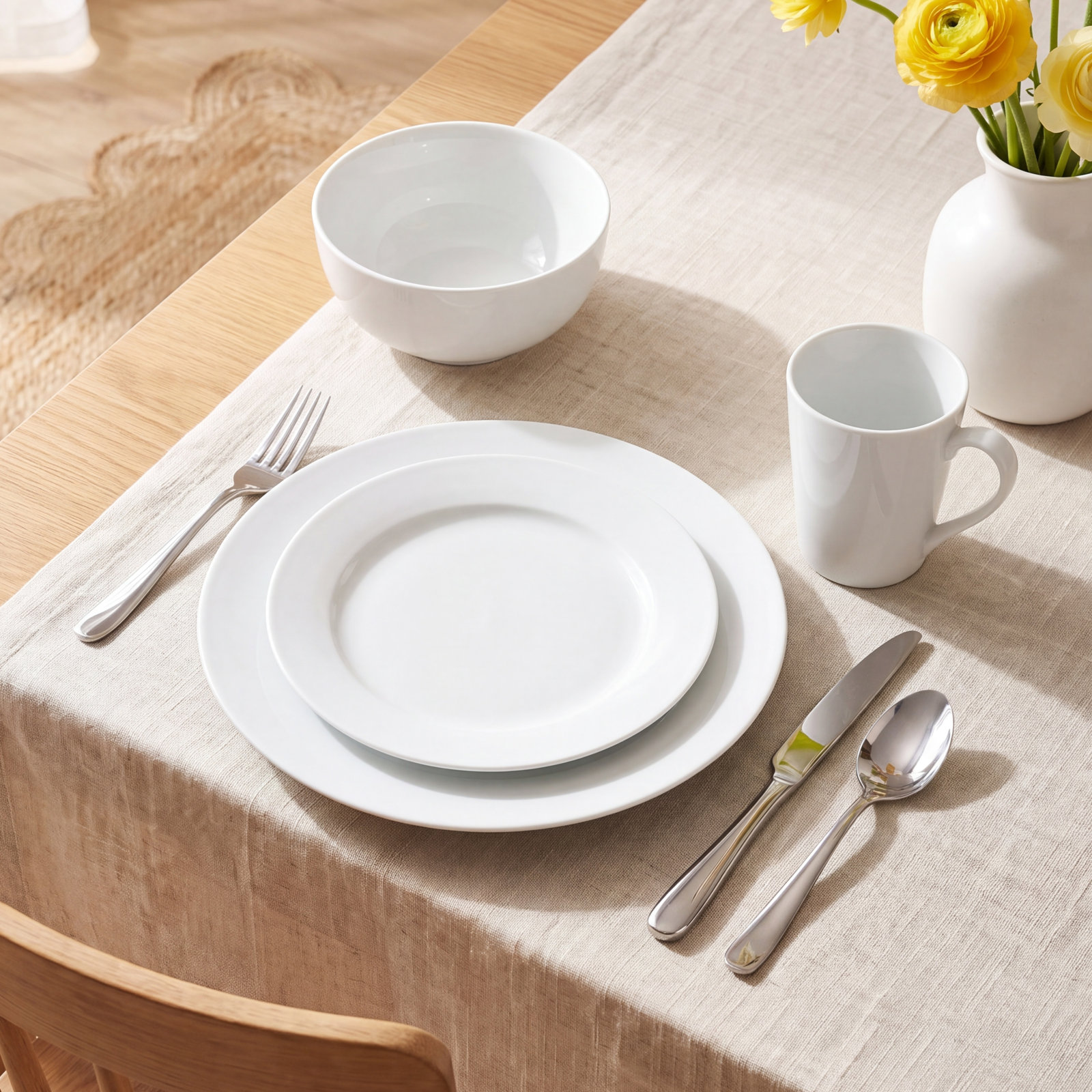 Claire Porcelain Dinnerware Set - Service for 4