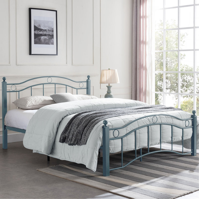 Grand lit en métal avec tête et pied de lit ondulés, Grand lit, Antique Blue