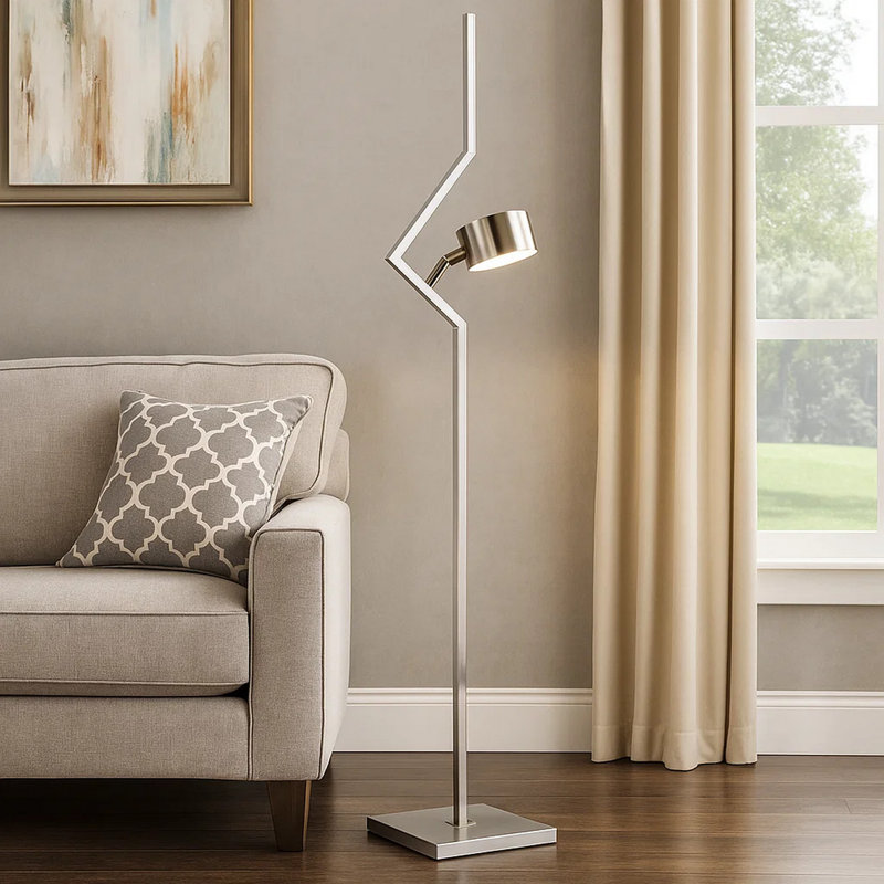 Lampe sur pied traditionnelle en nickel 60 po Jaelynne