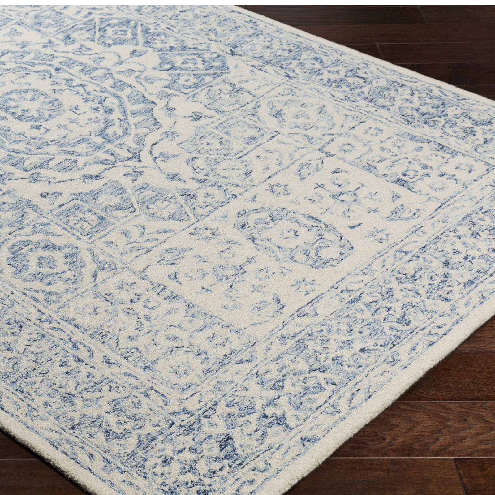 Clarktown Handmade Wool Rug, Rectangle 2' x 3'