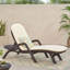 Chaise longue d'extérieur avec coussin