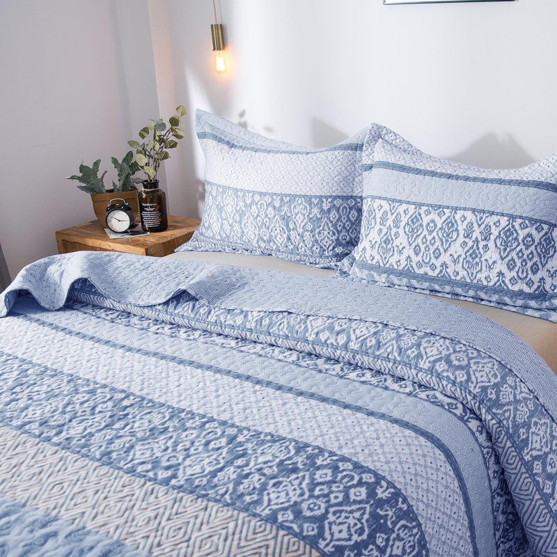 Polyester Geometric Shapes Quilt, Twin Quilt + 1 Sham, Frost Blue