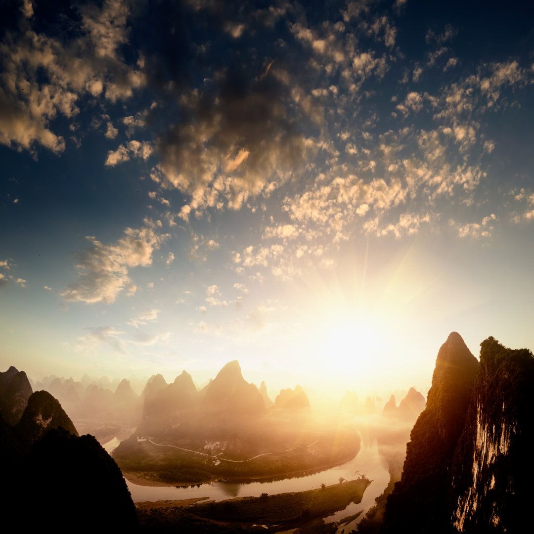 Die Naturkulisse in Guilin von Yangphoto - Kunstdrucke auf Leinwand ohne Rahmen