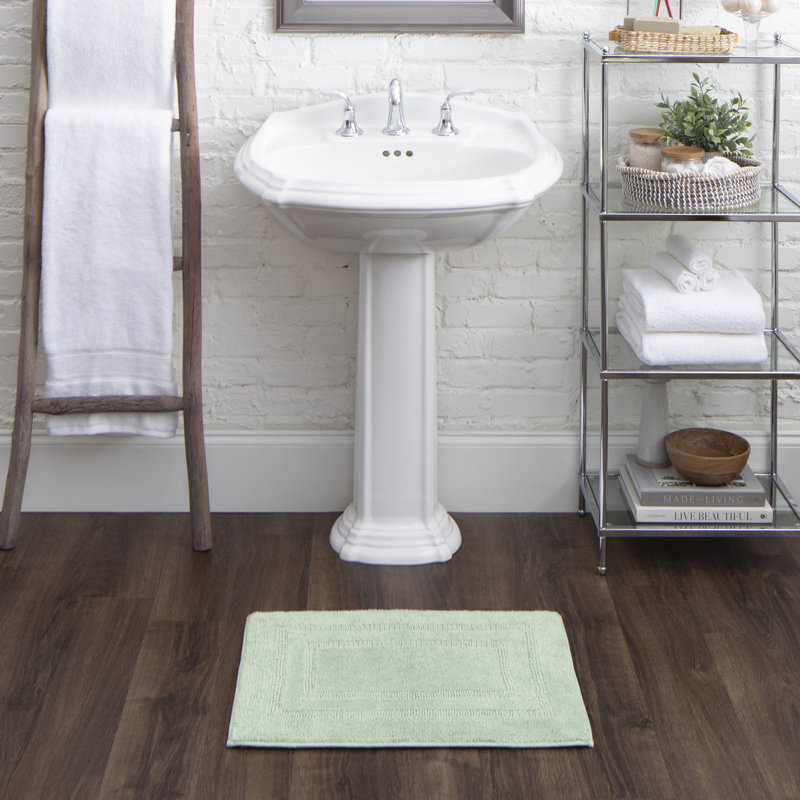 Kail Plush Stain/Fade Resistant Machine Washable Bath Mat, 21" W x 34" L, Seaglass