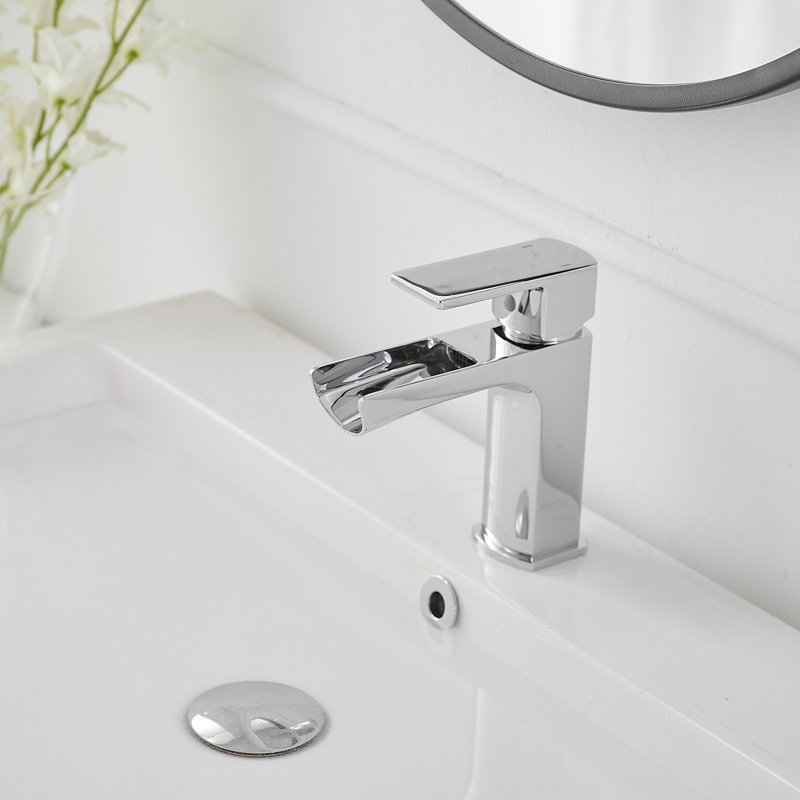 Single-Hole Single-handle Bathroom Faucet with Drain Assembly, Polished Chrome