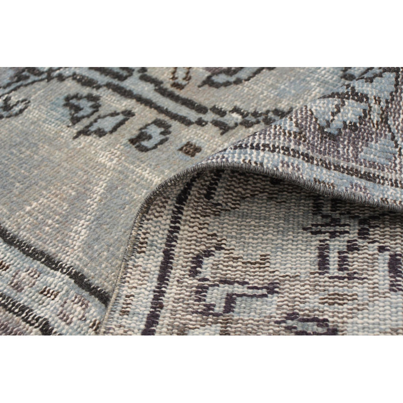 Derzon One-of-a-Kind 4'11" X 9'1" 1980s Wool Area Rug in