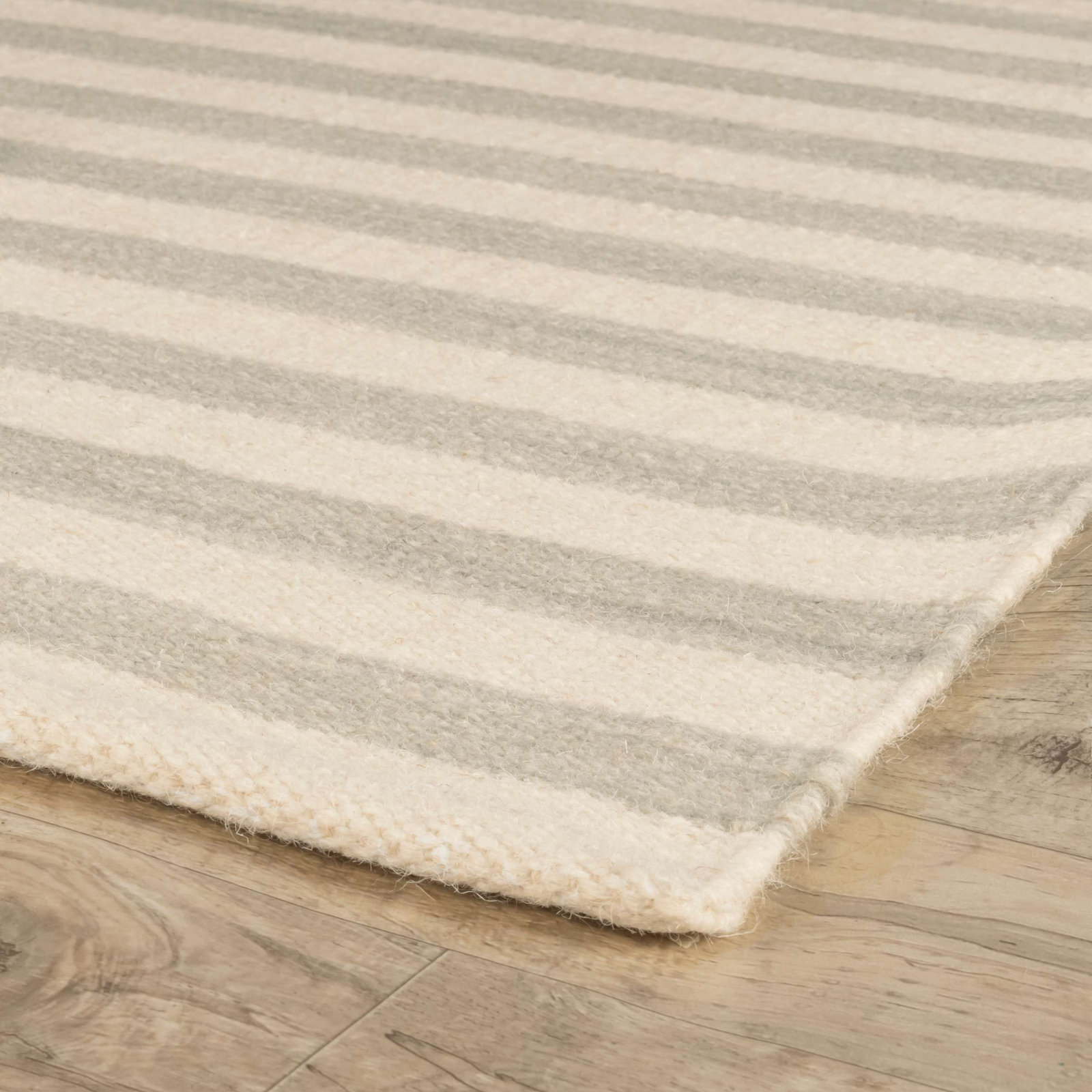 Renelso Grey Ivory Hand-Woven Wool Rug, Runner 2'6" x 8'