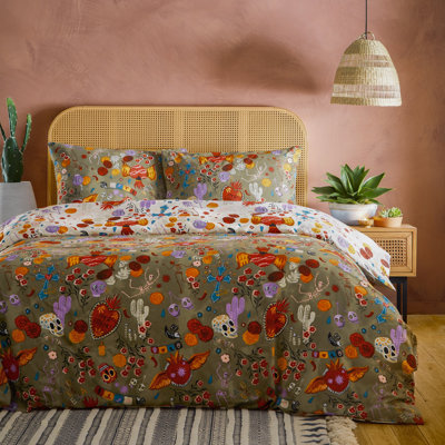 Abstract Duvet Cover Set with Pillowcases Included
