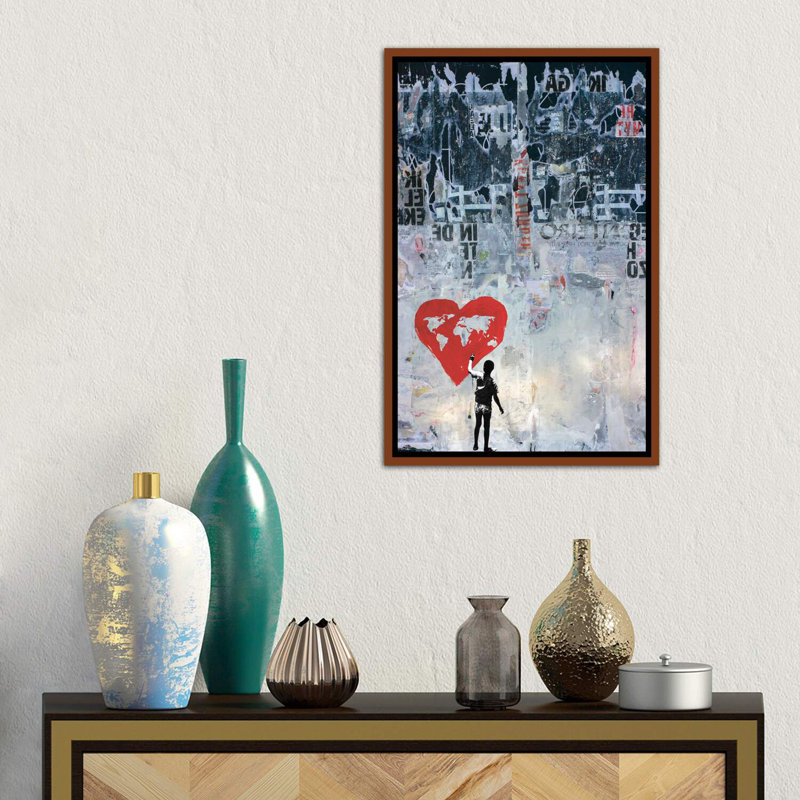 «Wild World» - Impression, Cadre bois classique, H 26 po x l 40 po x 1,5 po