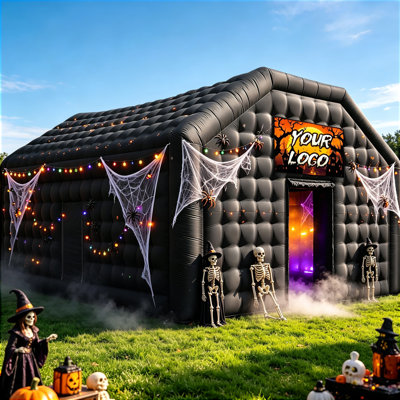 Tente gonflable de discothèque noire de 6 m x 5 m avec souffleur, idéale pour les anniversaires, les événements scolaires, les fêtes de jardin et la location.