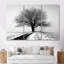 Vierge - arbre, impression d'art mural monochrome-108310877-108310878