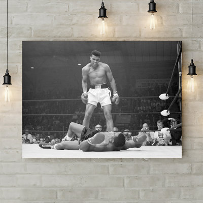 Muhammad Ali Vs Sonny Liston Famous Knockout - Wrapped Canvas Print