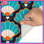 Tapis de bain bleu et orange-129637950