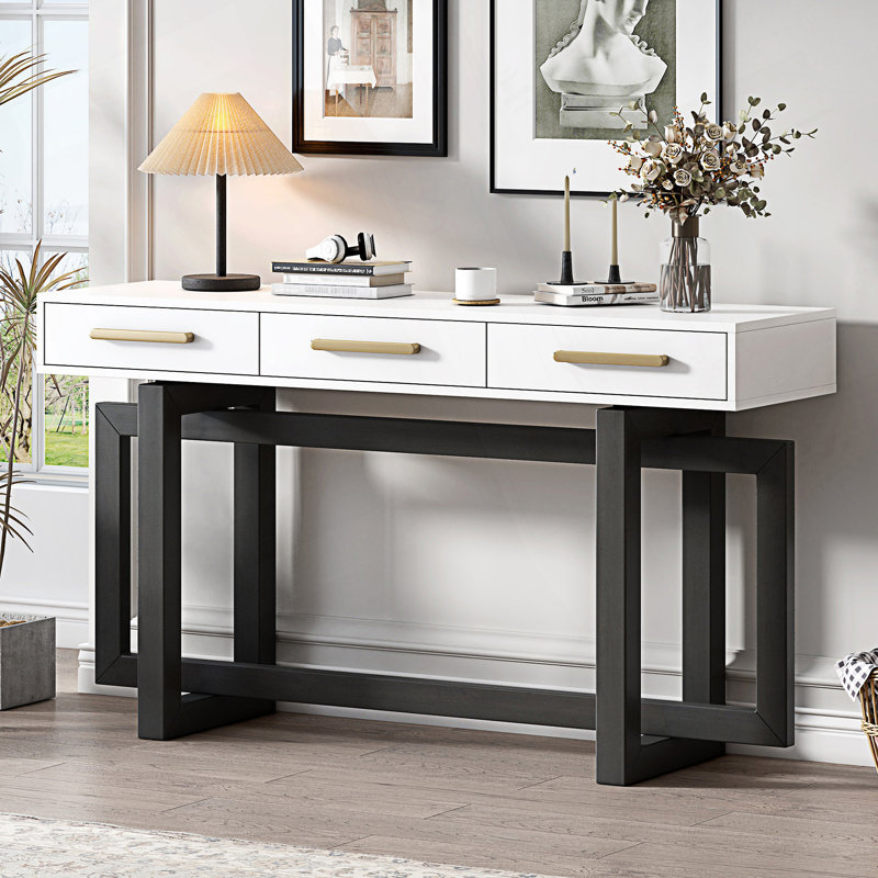 Console moderne et élégante avec trois tiroirs, table d'entrée très longue