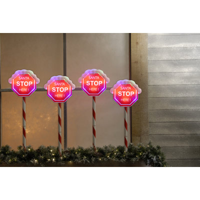 Juan Red/White Low Voltage Plug-in Integrated LED Metal Pathway Light (Transformer Included)