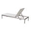Chaise longue d'extérieur Devan en aluminium avec inclinaison réglable, lames en polyrésine, roulettes, structure argentée et lames en polyrésine blanche-504550106