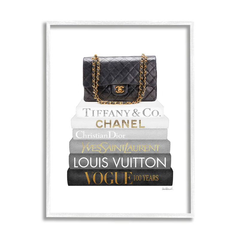 «Black Glam Purse Chic Modern Bookstack», surdimensionnée, encadrée blanche, art texturé par Amanda Greenwood