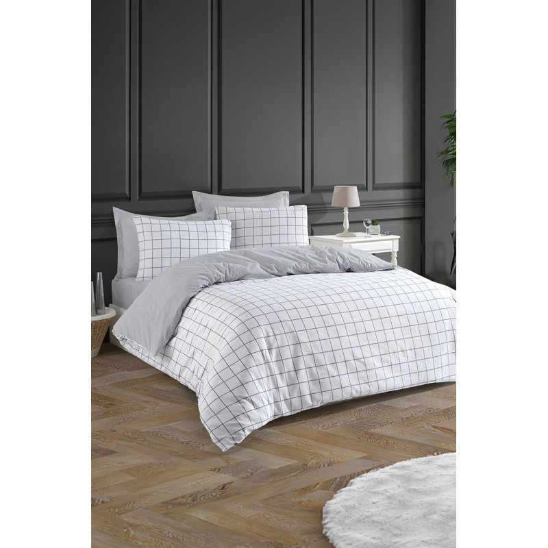 Quilt Cover Set, 65% Cotton & 35% Polyester, Grey & White | Includes 2 Pillowcases (31.5 x 31.5 inches) | Machine Washable, Button Closure Duvet Cover, Soft & Durable Bedding