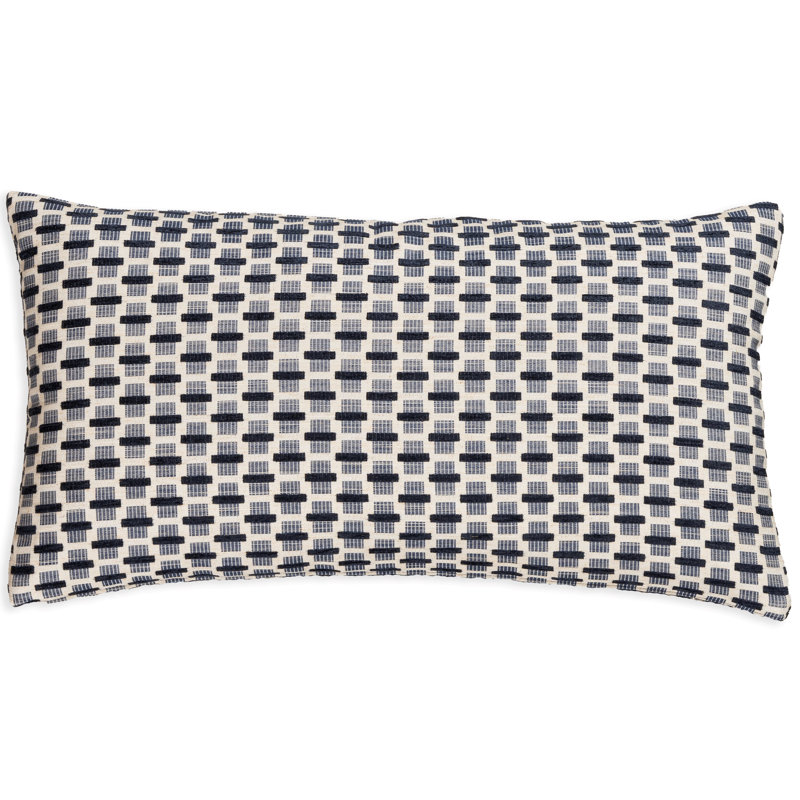 Oreiller en plumes Skywalk, Indigo géométrique 2, Polyester, Rectangle H 12 po x l 21 po