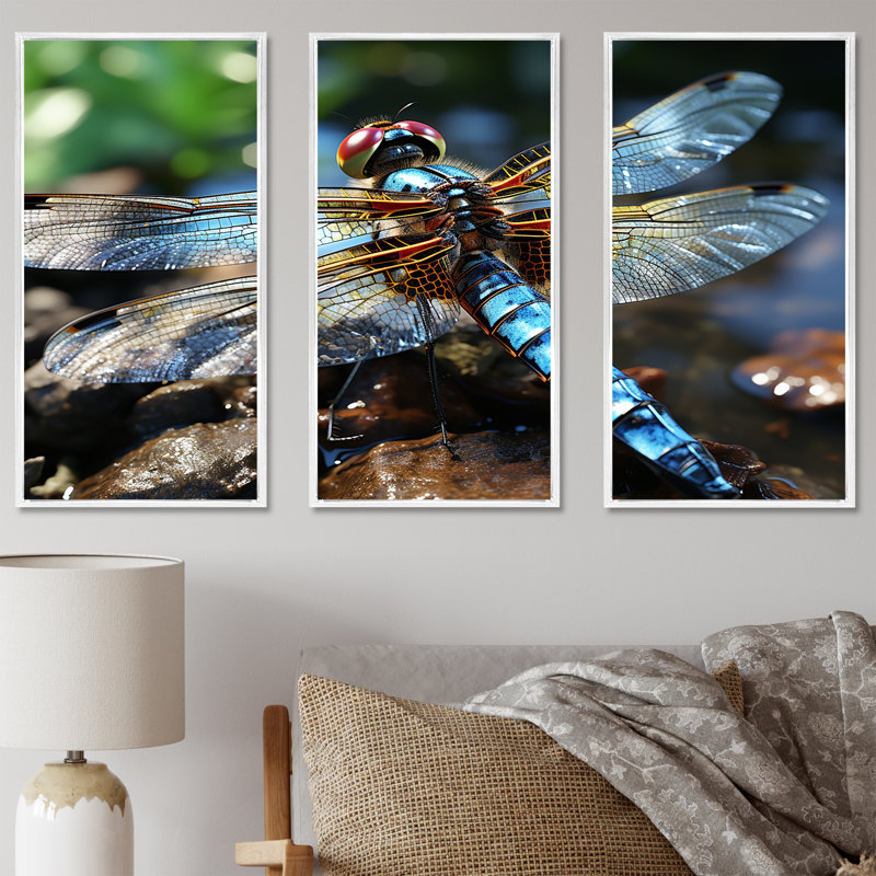 «Blue Fluttering Dragonfly I», art mural libellule, Cadre flottant blanc, H 32 po x l 48 po