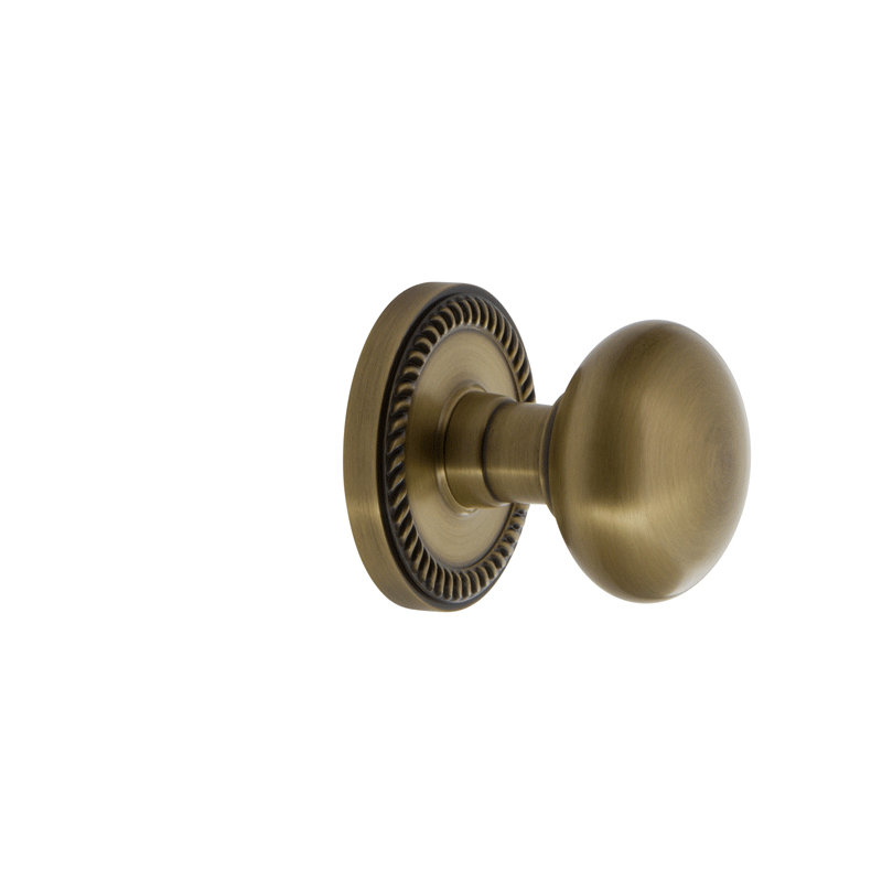 Grandeur Newport Rosette Privacy with Fifth Avenue Door Knob, Vintage Brass, 2 3/8"