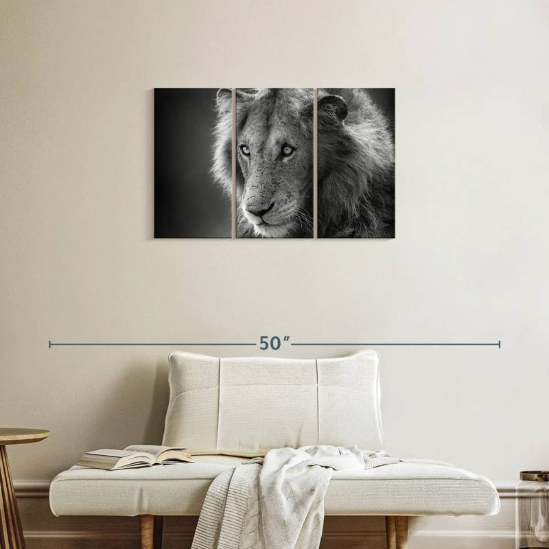Brampt Monochromatic Wild Lion, 20" H x 33" W