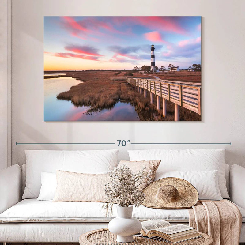 Lilie Lighthouse In Bodie Island