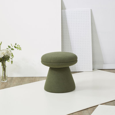 Repose-pieds Jahlynn Boucle