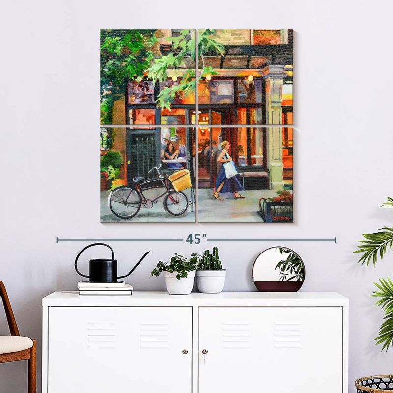 Nicci New York Bistro, 32" H x 32" W