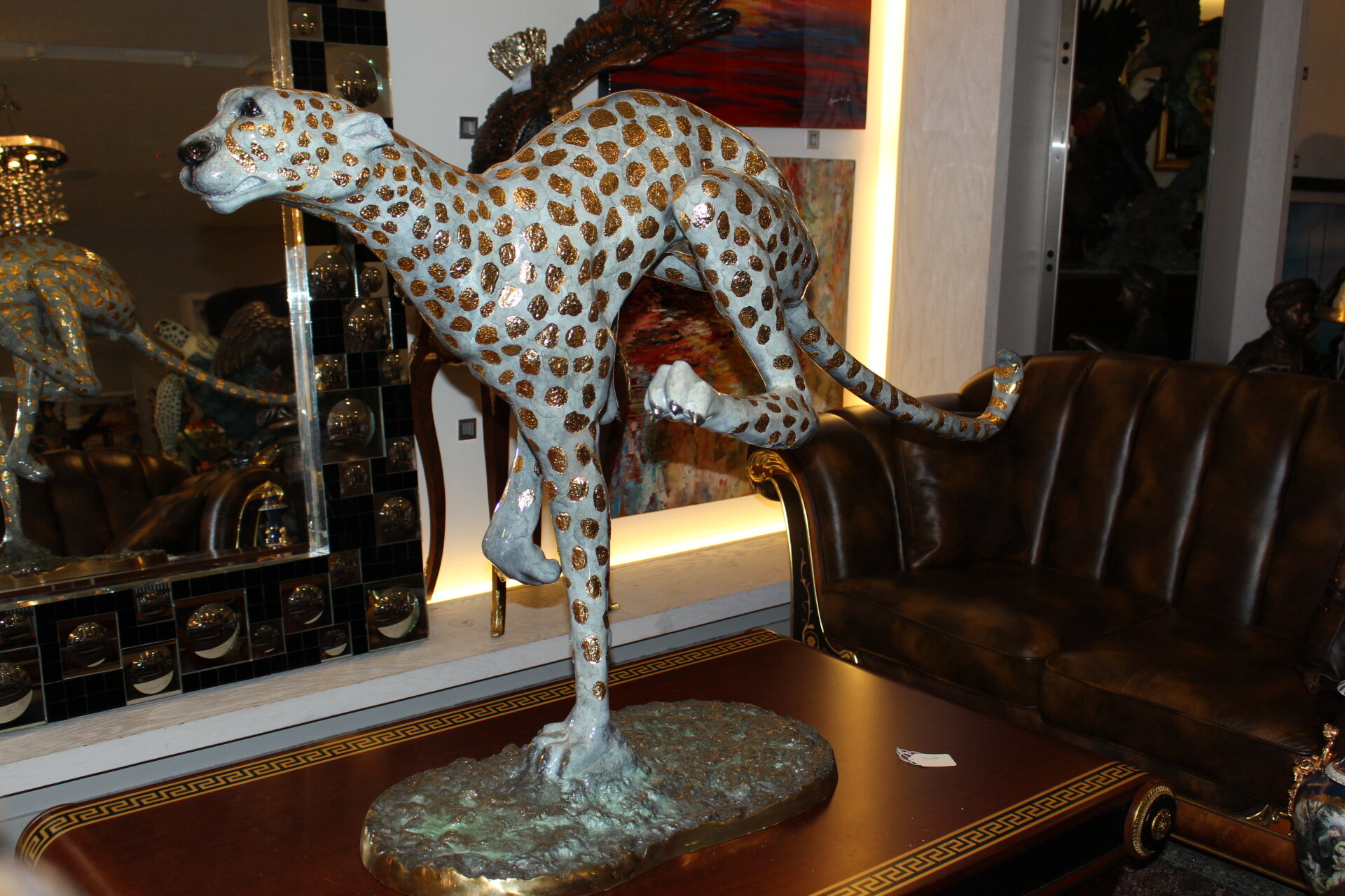 Ingar Sitting Cheetah Statue