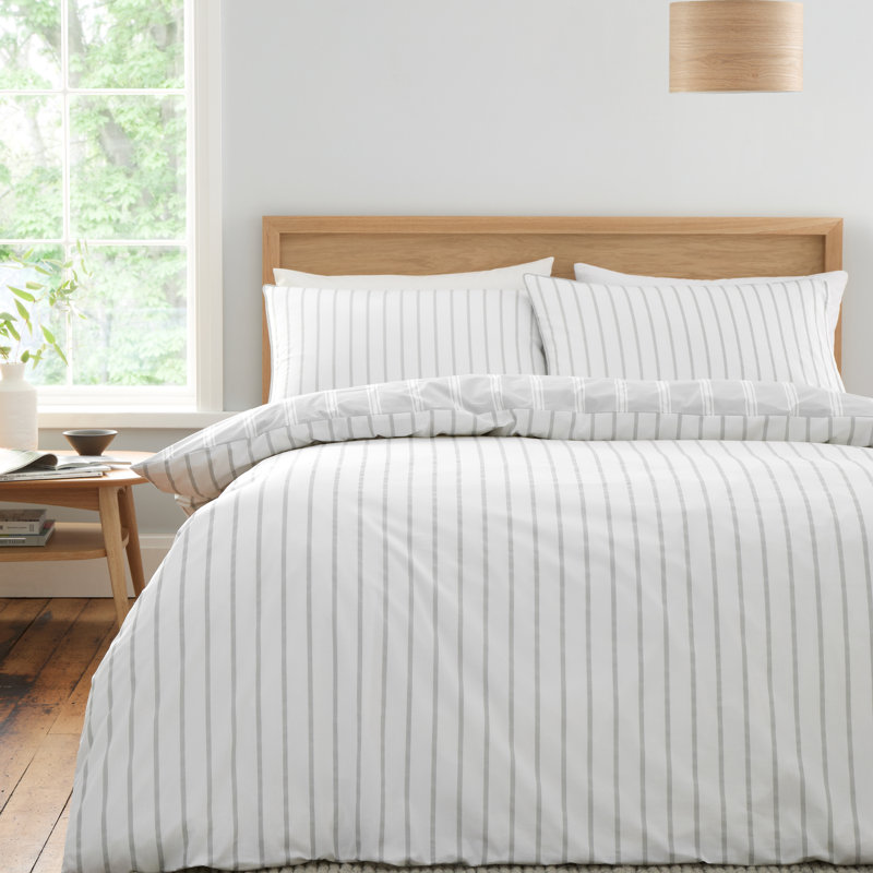 Ashford Stripe 200 Thread Count Cotton Percale Reversible Duvet Cover Set, King Duvet Cover Set + 2 Pillowcases, Silver