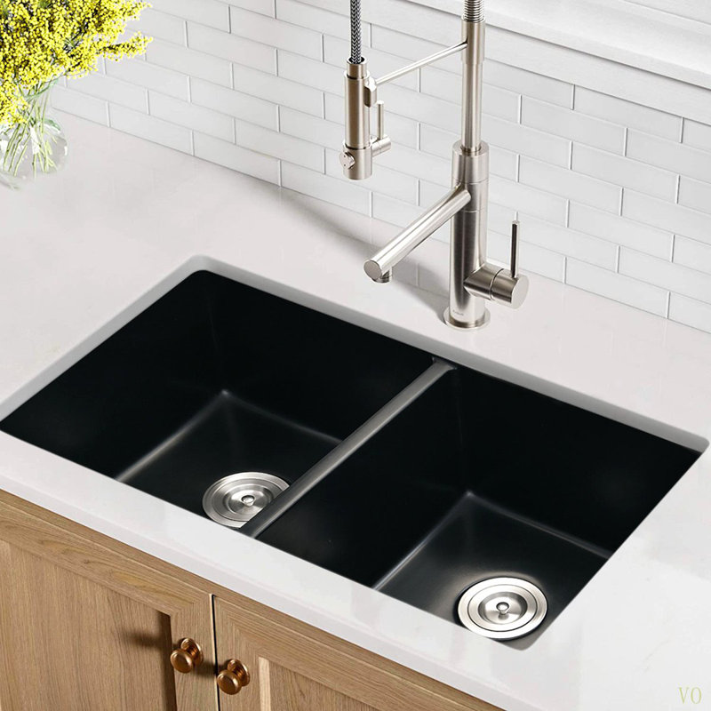 32" L X 18" W Double Bowl Undermount Kitchen Sink With Basket Strainer