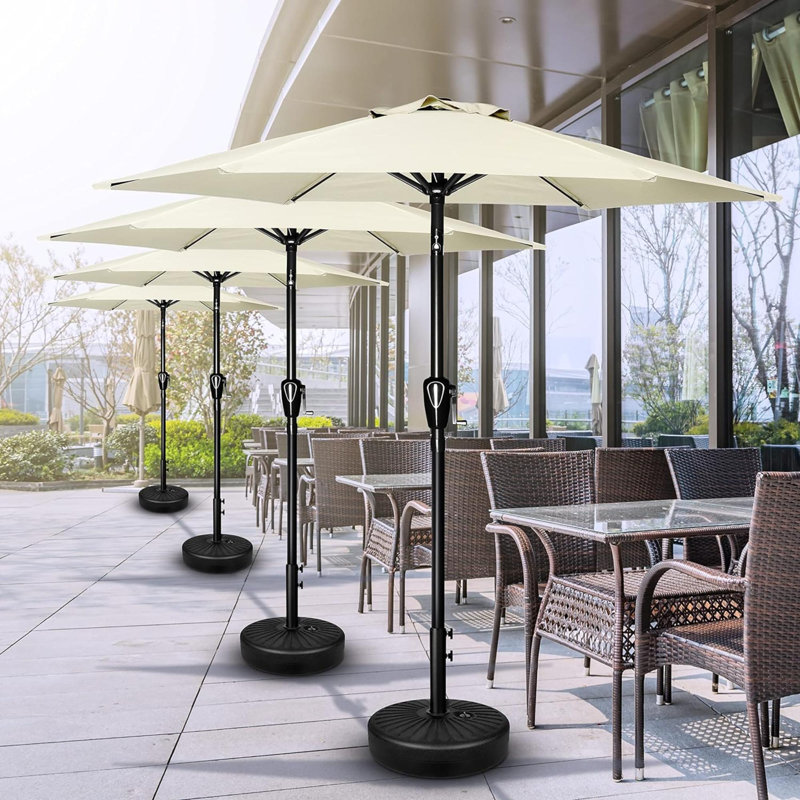 Parasol de marché Damonique 4,00 po avec manivelle et contrepoids inclus