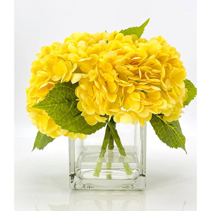 Véritable hydrangées dans un vase, arrangement de fausses fleurs artificielles, Jaune