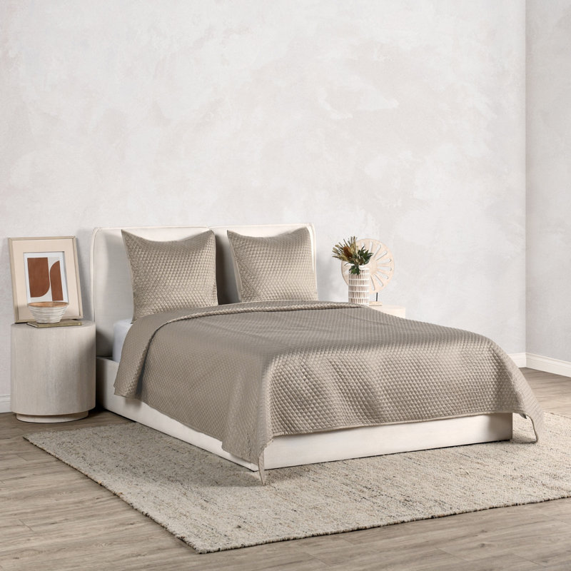 Winthrop Sateen Sham, Natural, Euro